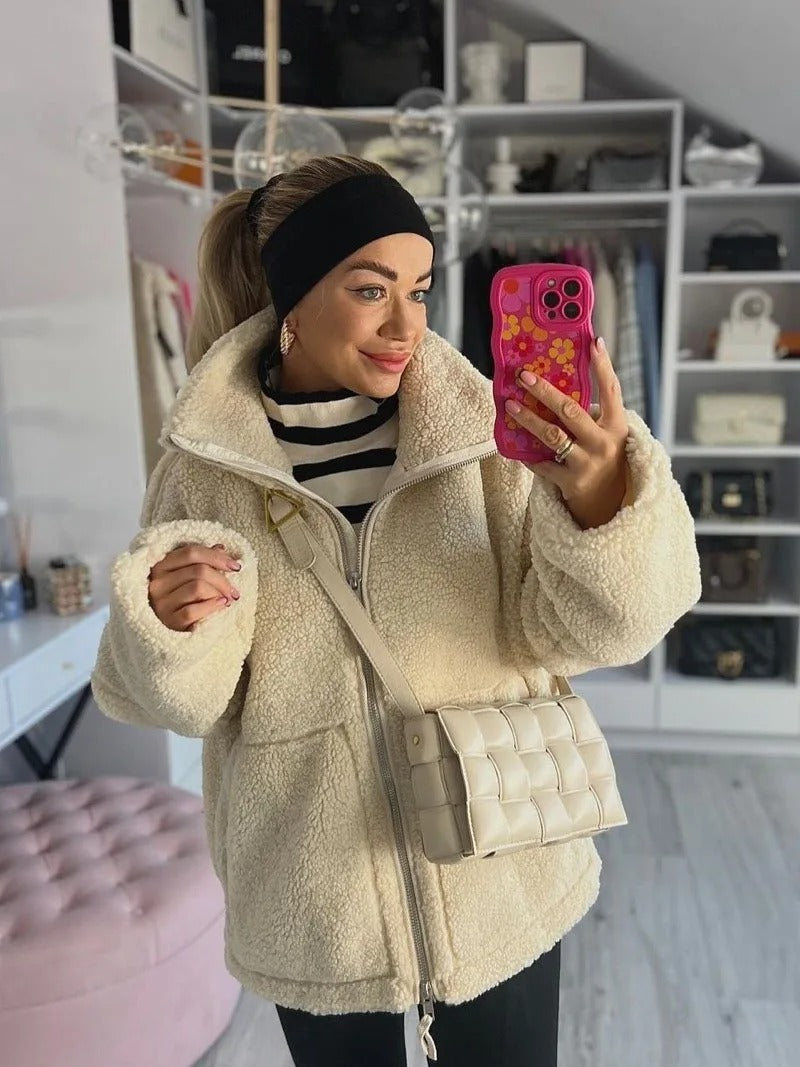 R&B | Stilvolle Damen Teddyjacke