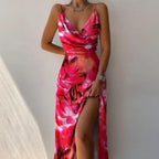 R&B | Kleid mit Hosenträgern und V-Ausschnitt mit geteiltem Print