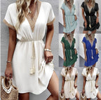 R&B | Kleid mit V-Ausschnitt aus Spitze