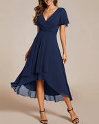 R&B | Kleid mit V-Ausschnitt und Rüschenärmeln