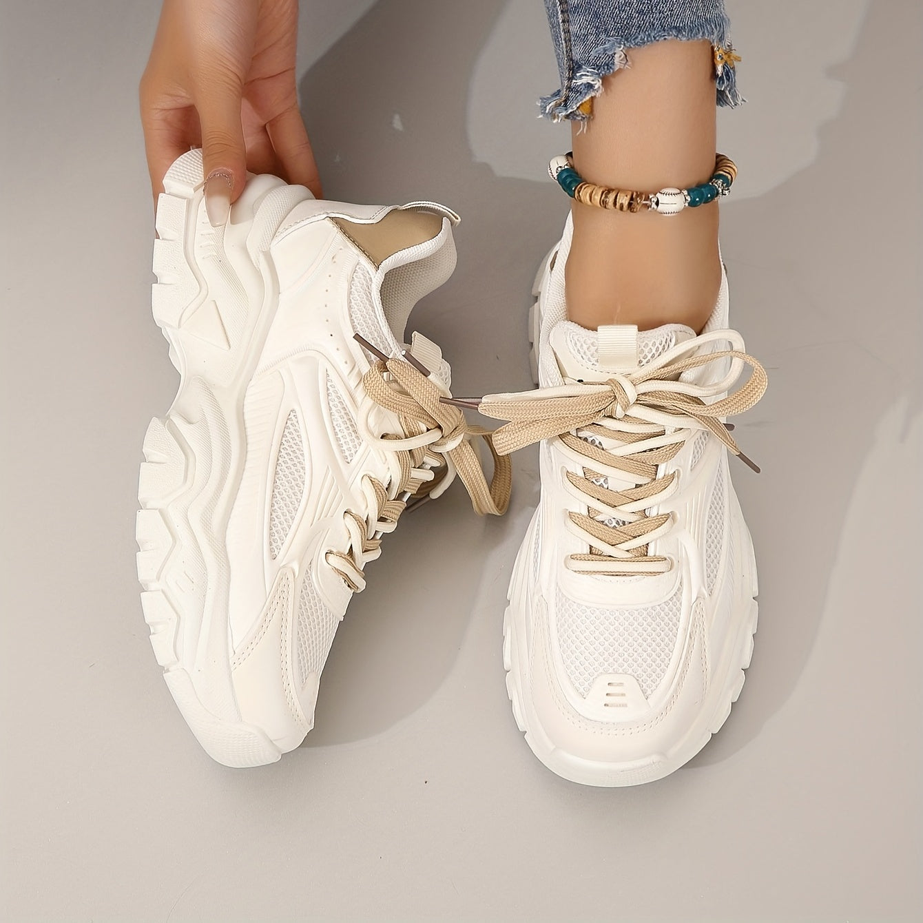 R&B | Plateau Sneakers mit Modernem Look