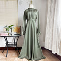 R&B | Elegant Satin GR&Bundenes Kleid