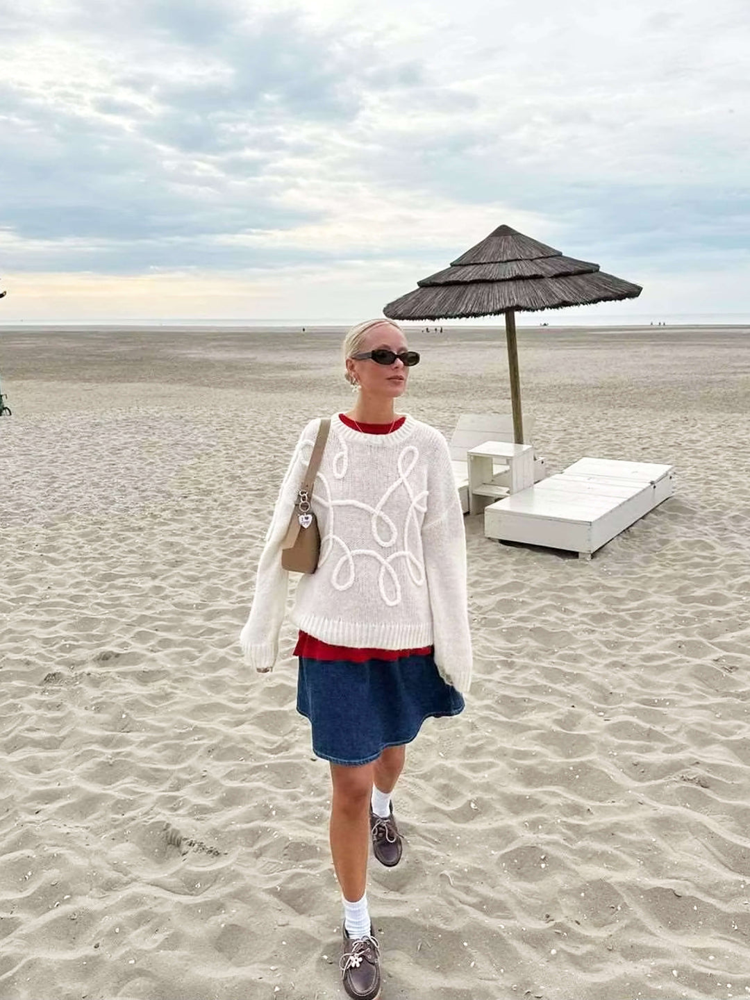 R&B | Oversize-Pullover mit eleganten Stickereien