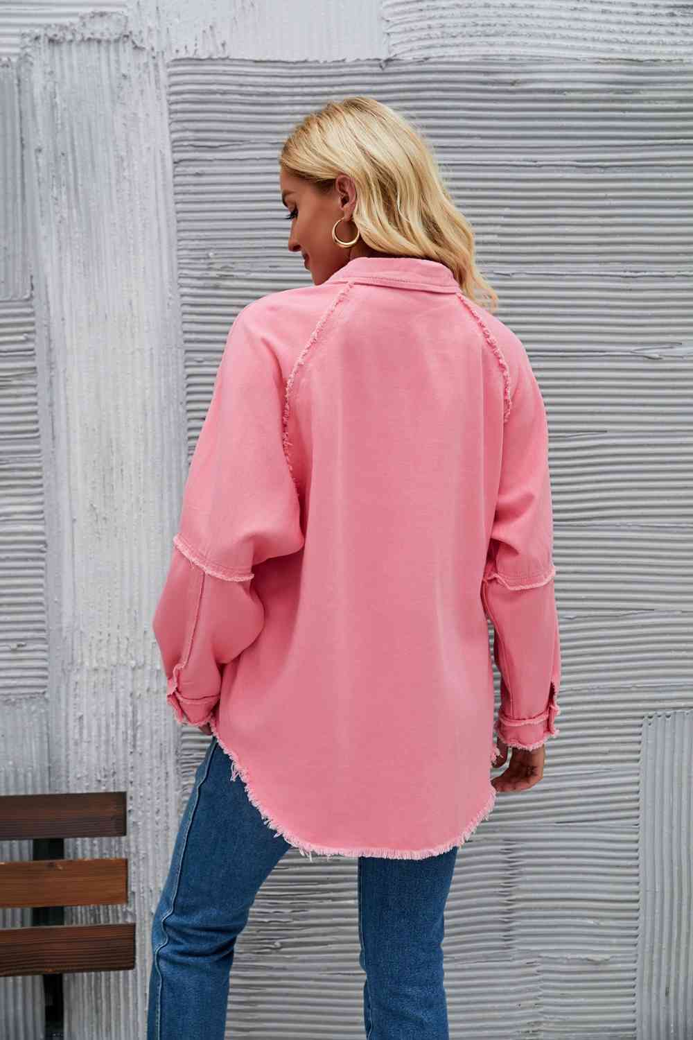 R&B | Raw Hem Kragen Denimjacke