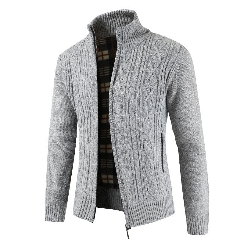 Herren Strickjacke mit Zopfdesign und hohem Kragen R&B