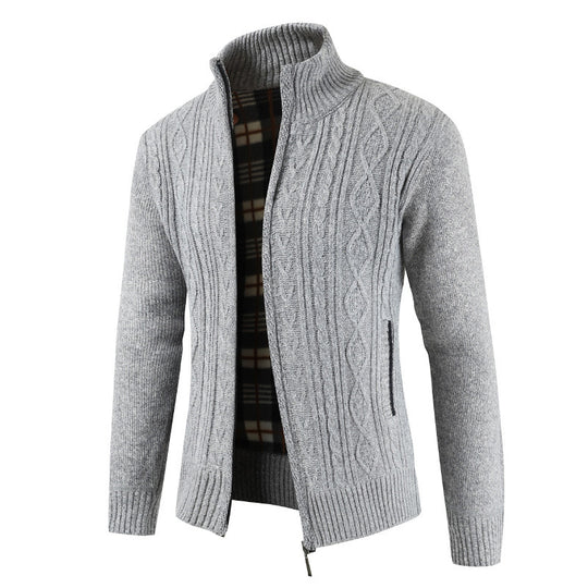 Herren Strickjacke mit Zopfdesign und hohem Kragen R&B