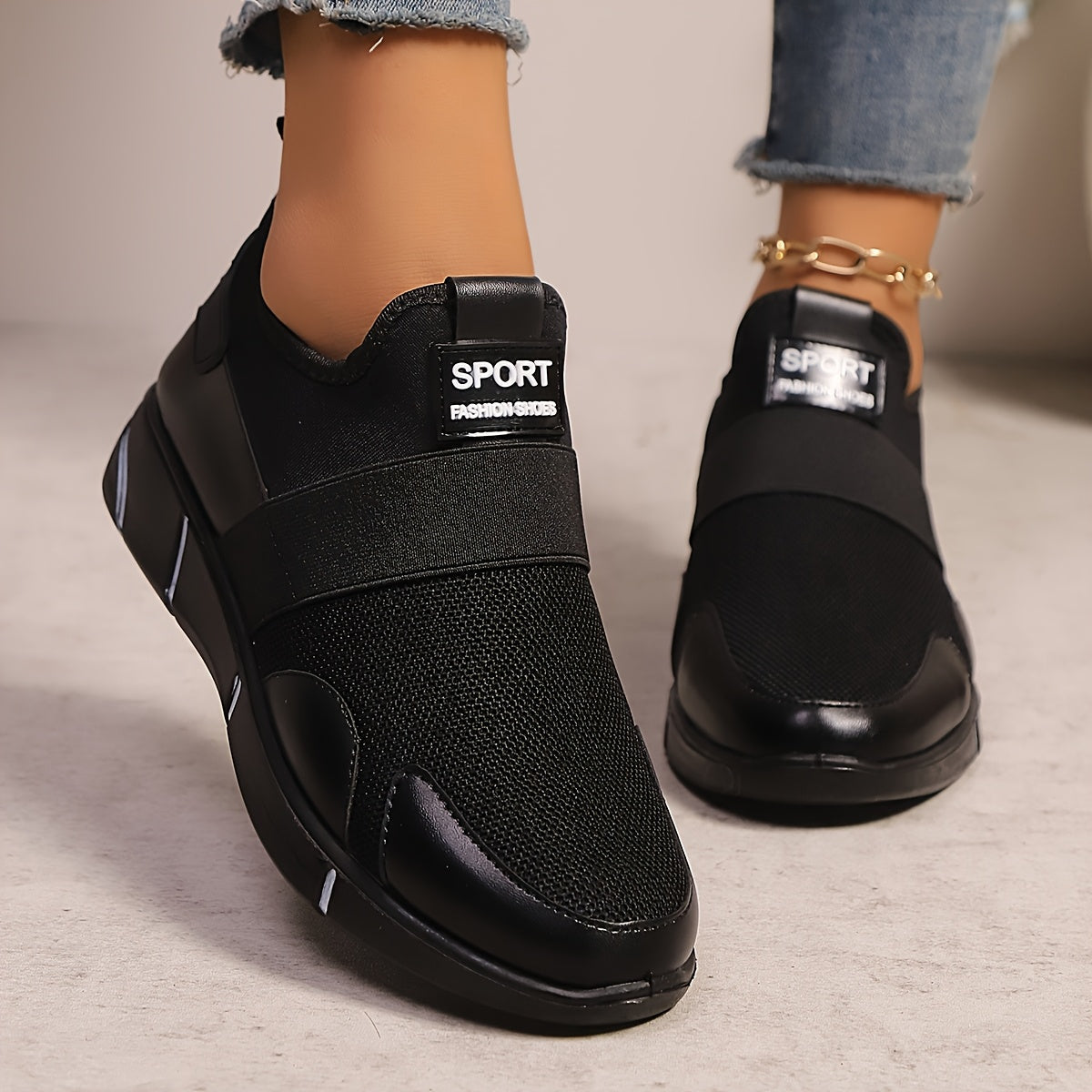 bequeme Slipper, leicht und stilvoll für Damen. R&B R&B