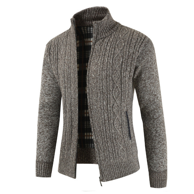 Herren Strickjacke mit Zopfdesign und hohem Kragen R&B