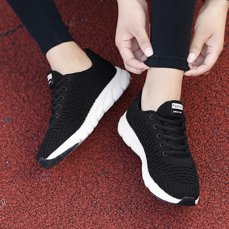 Damen Sportliche Slip-On Sneakers mit atmungsaktivem Strickoberteil