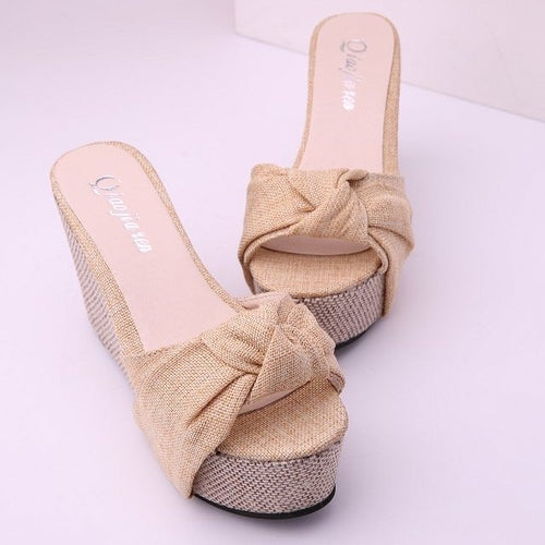 Damen nan Keil-Pantolette mit hohem Bast-Plateau und gedrehtem Textilriemen R&B