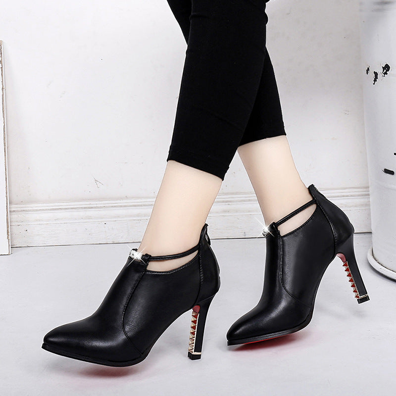 Damen nan elegante knöchelhohe Stiefelette mit spitzer Form Schmuckriemen und goldbesetztem Stilettoabsatz R&B