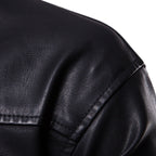 Herren Kunstleder Kapuzenjacke mit sportlichem Schnitt und einzigartigen Details