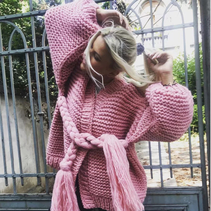 Damen Grobstrickjacke mit geflochtenem Gürtel und voluminösen Ärmeln R&B