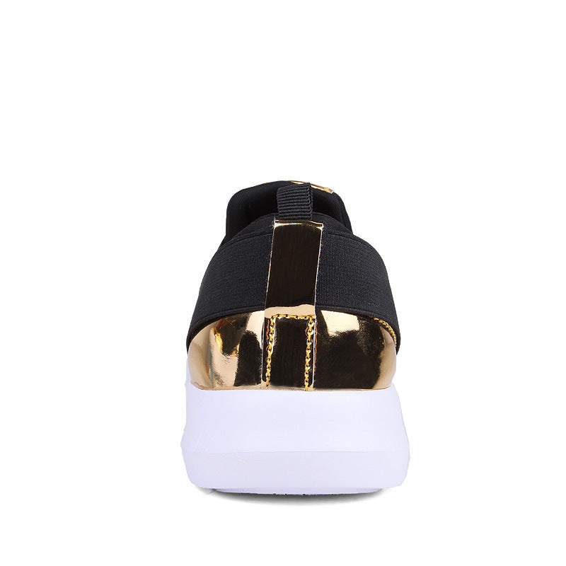 Damen modische Slip-On Sneakers mit atmungsaktiver Oberfläche und goldenen Akzenten R&B