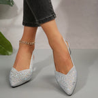 Glanzvolle Absatzsandalen mit funkelnden Kristalldetails R&B R&B