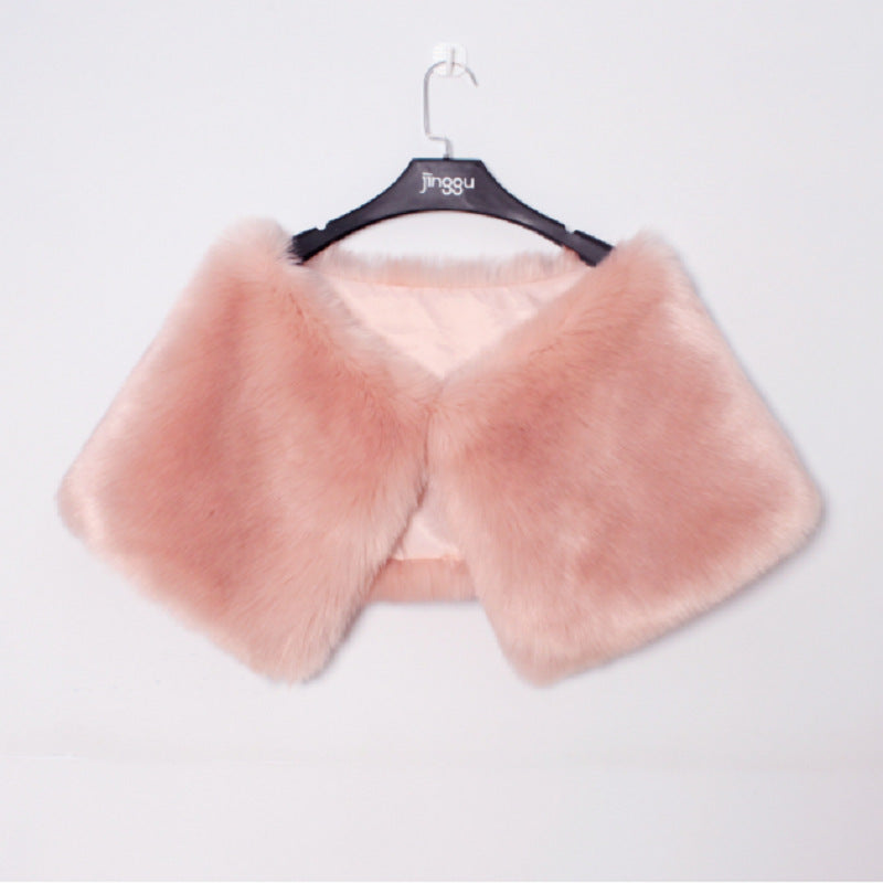 Damen Eleganter Pelzüberwurf mit weichem, voluminösem Design R&B