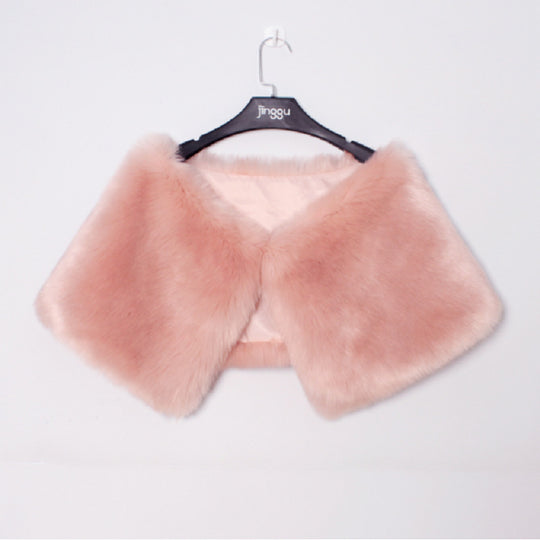 Damen Eleganter Pelzüberwurf mit weichem, voluminösem Design R&B
