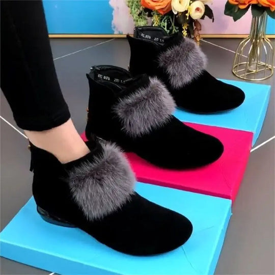 Gefütterte Stiefeletten mit rutschfester Sohle R&B R&B