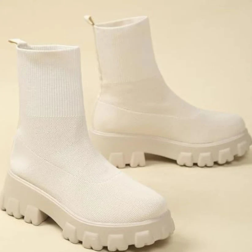 R&B | Gestrickte Knöchelstiefeletten mit trendiger Sohle