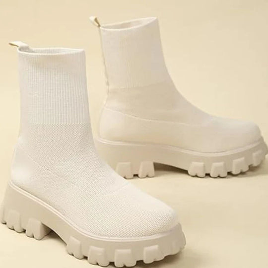 R&B | Gestrickte Knöchelstiefeletten mit trendiger Sohle