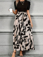R&B | Kleid mit Floralem Druck und Rundhalsausschnitt