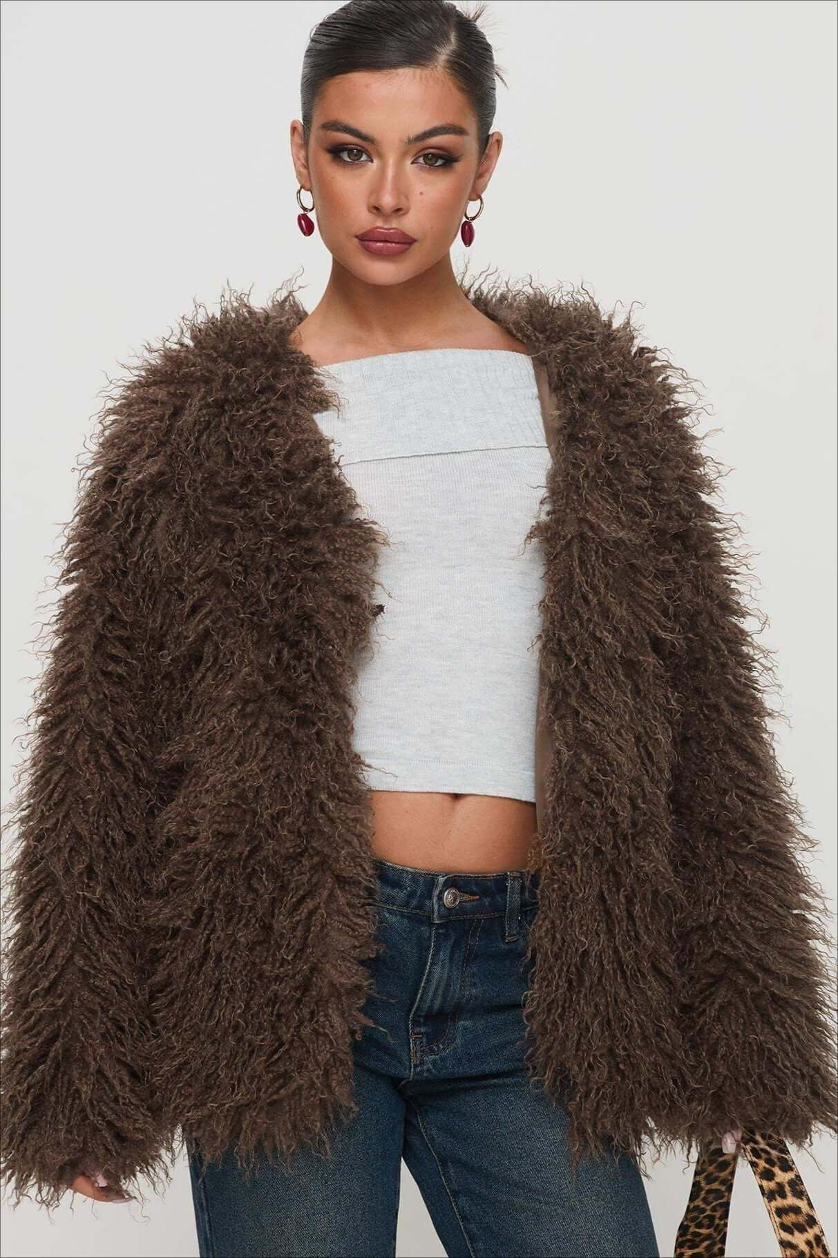 R&B | Fluffy Brown Faux Fur Übergroße Jacke