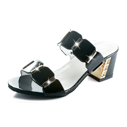 Damen nan zweiriemige Lack-Pantolette mit Goldapplikation und mittelhohem Blockabsatz R&B