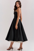 R&B | Elegantes Schlankmachendes Kleid Für Damen