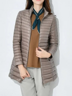 Damen Leichte Daunenjacke Tailliert