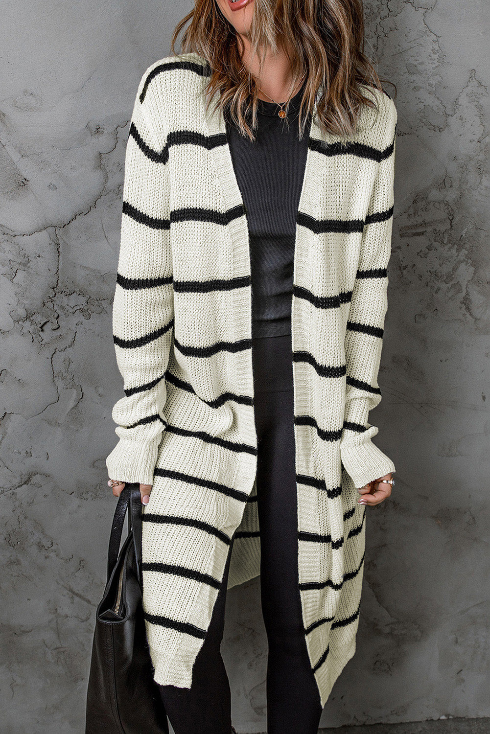 R&B | Mühelose und Elegante Winter Strickjacke