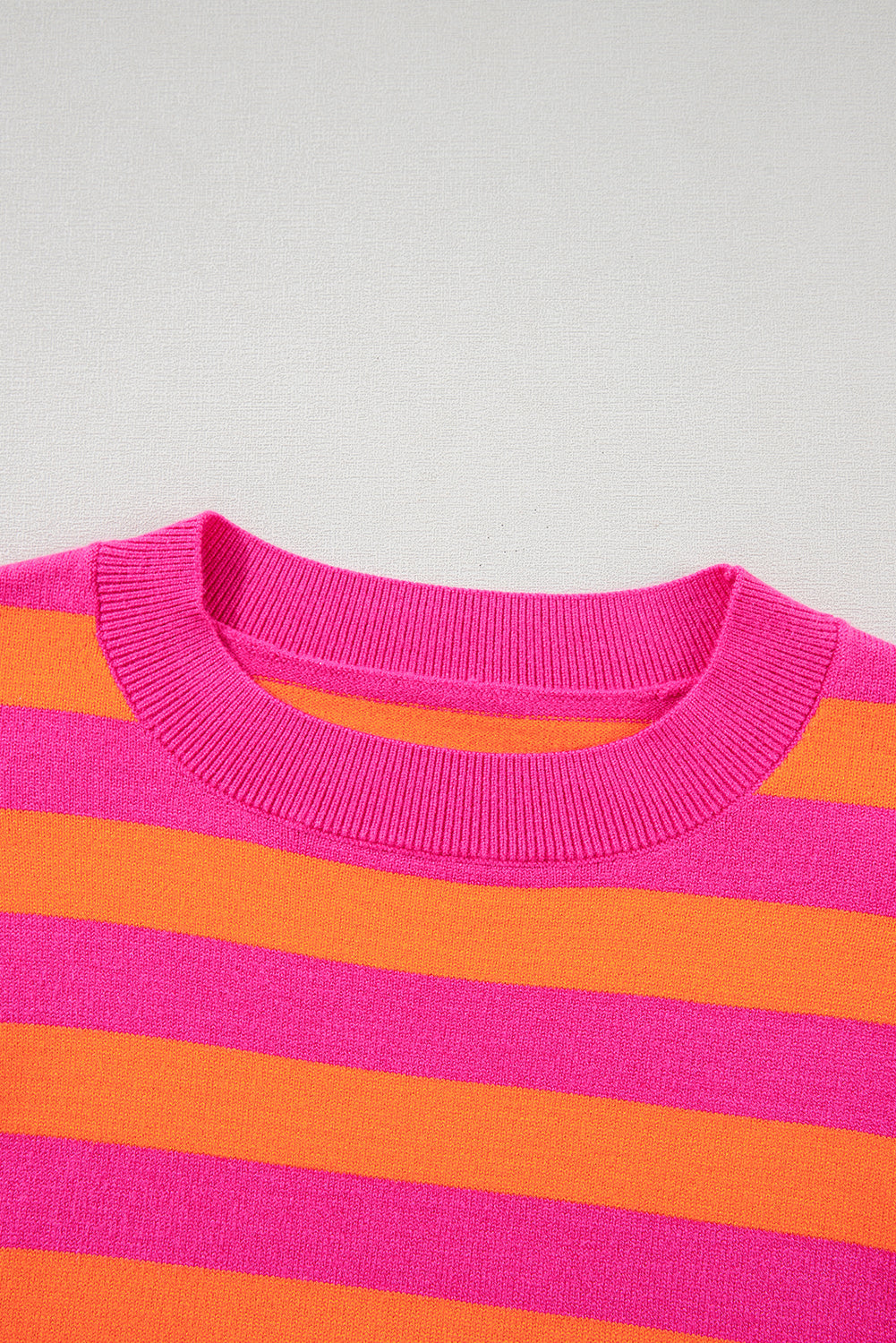 Stripe Schulterpolster Rundhals-Pullover
