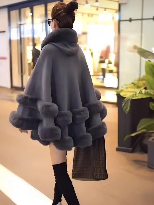 R&B | Oversized Furry Cape Jacke für Frauen