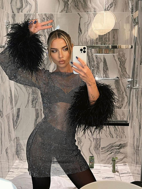 R&B | Glänzendes Kleid