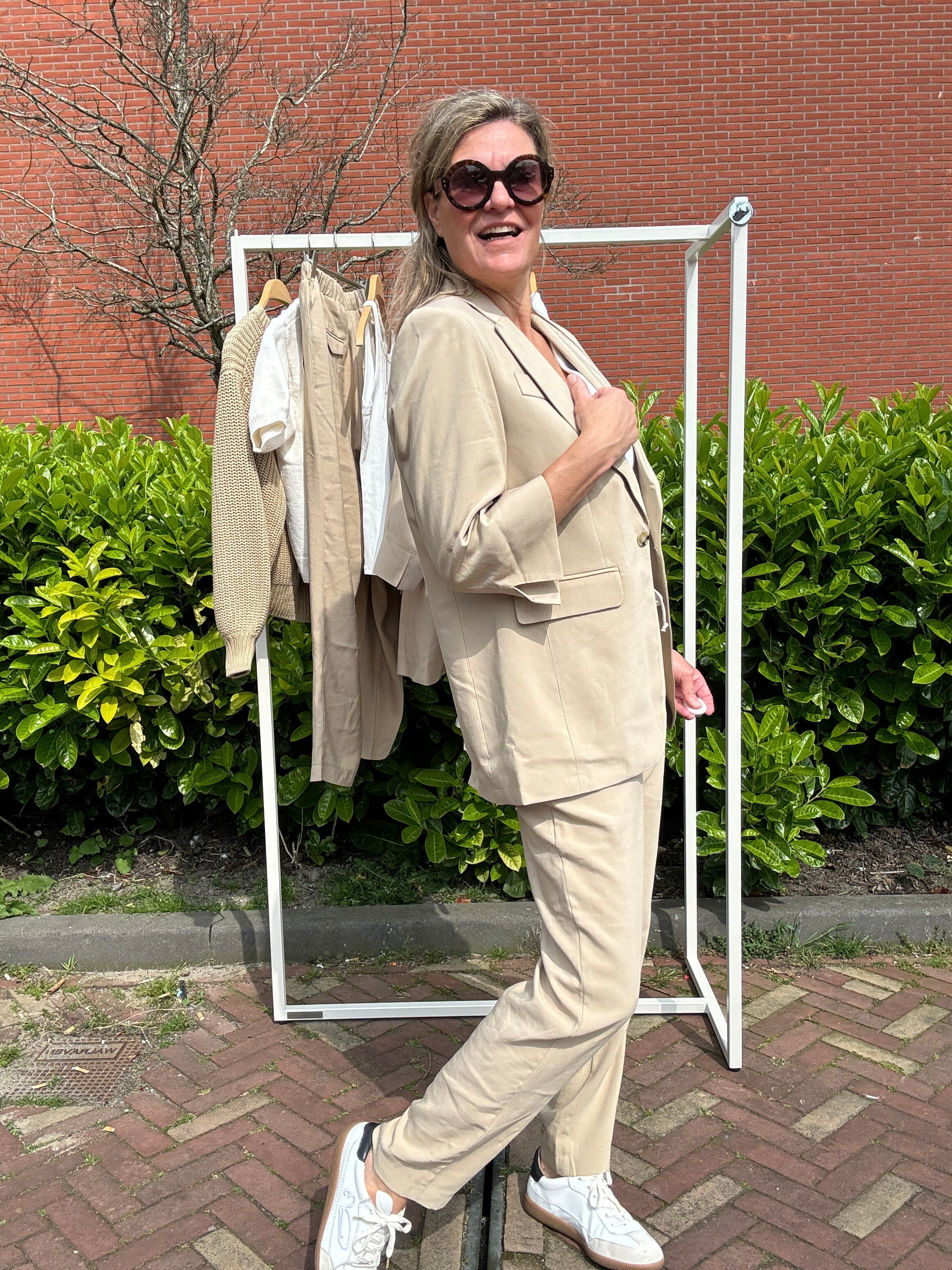 EB | Bequeme Damenhose mit elastischem Bund & Taschen