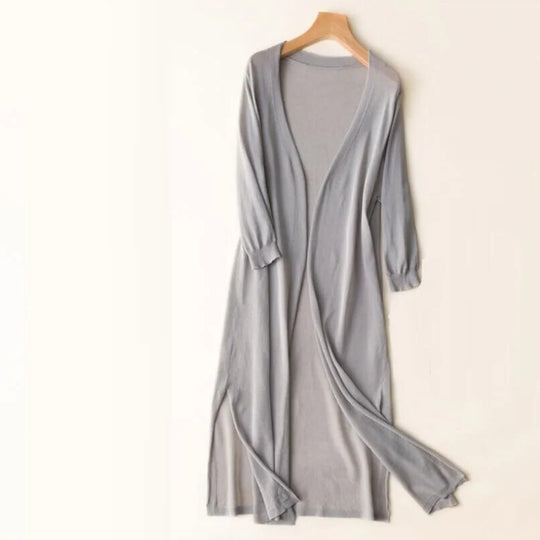 R&B | Maßgeschneiderte und Elegante Winter Strickjacke