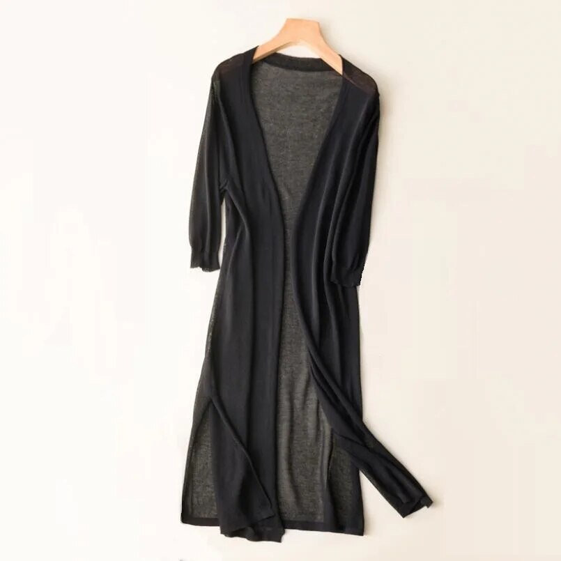 R&B | Maßgeschneiderte und Elegante Winter Strickjacke