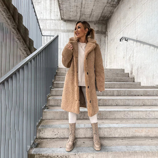 R&B | Langer Teddy-Mantel - Plüsch-Fleece - Lockere Passform - Knopverschluß - Warme Fütterung