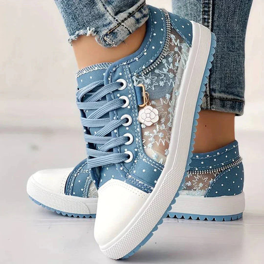 Atmungsaktive Damen Leinenschuhe mit floralem Spitzenbesatz - Celina R&B
