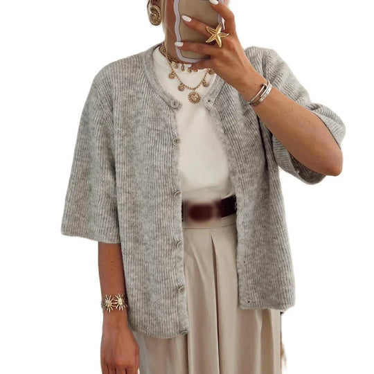R&B | Kurze Damenstrickjacke Winter