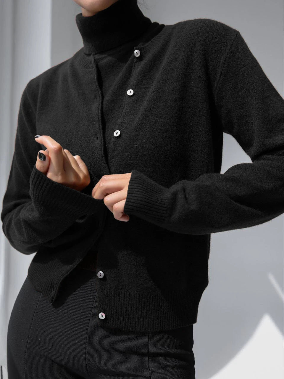 R&B | Damen Strick-Cardigan und Rollkragenpullover Set