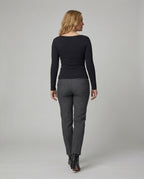 Damen Langarmshirt mit Blütenkragen und verspielter Schnürung Slim-Fit