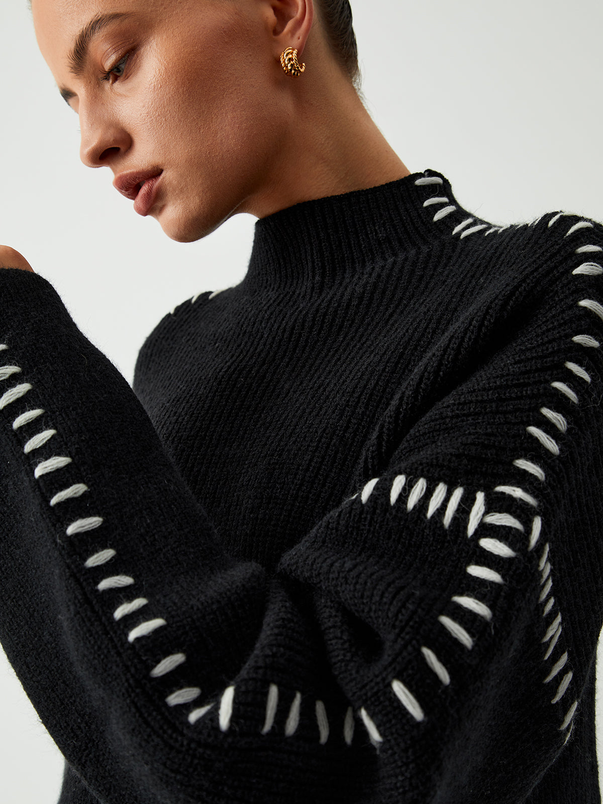 R&B | Strickpullover mit Kontrastdetails Wollmischung Elegant, Modern
