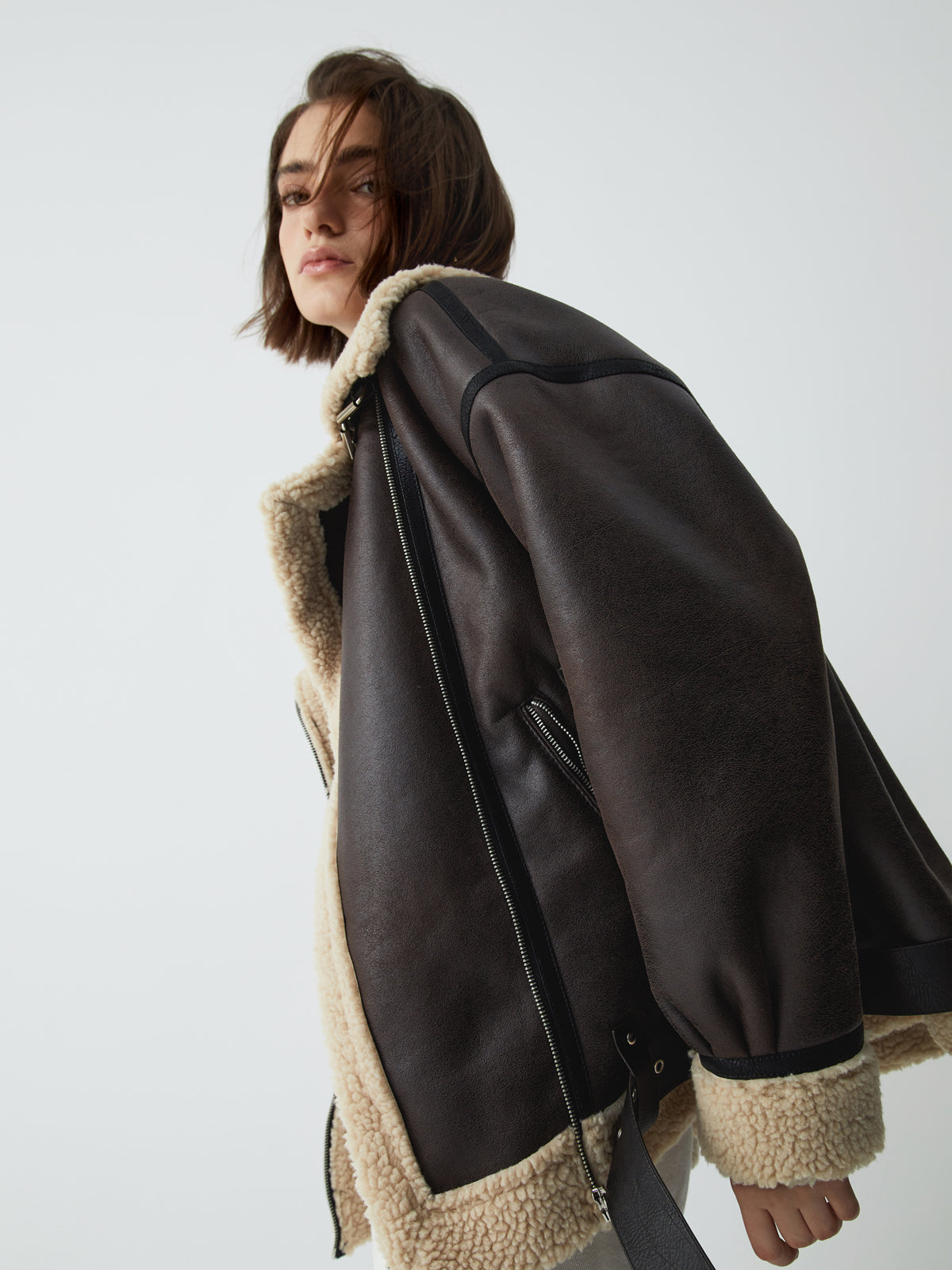 R&B | Braune Leder-Fliegerjacke für Frauen