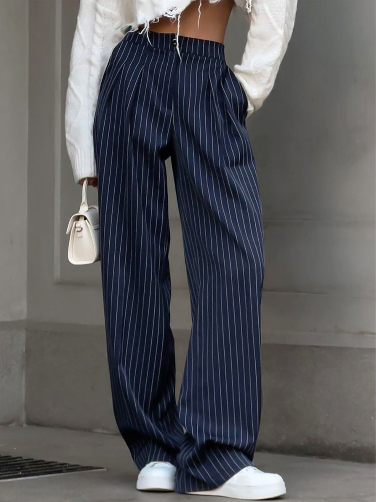 R&B | Elegante Nadelstreifen-Faltenhose mit Weitem Bein