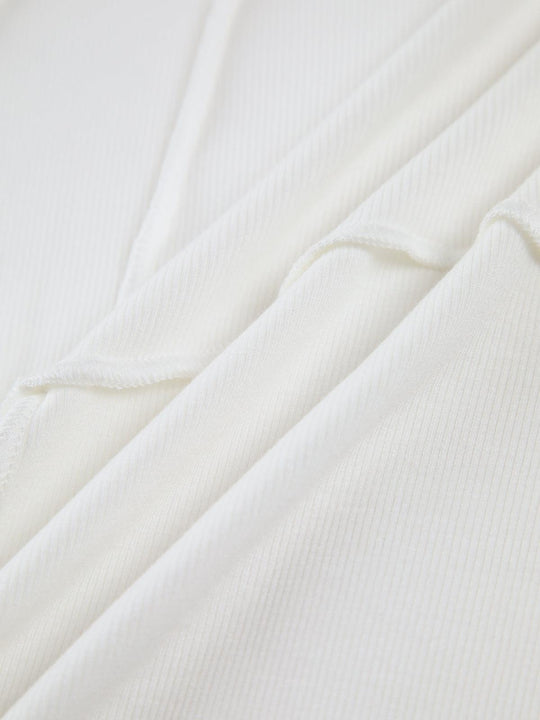 R&B | Figurbetonte Bluse mit Nahtdetails Elegant und Modern