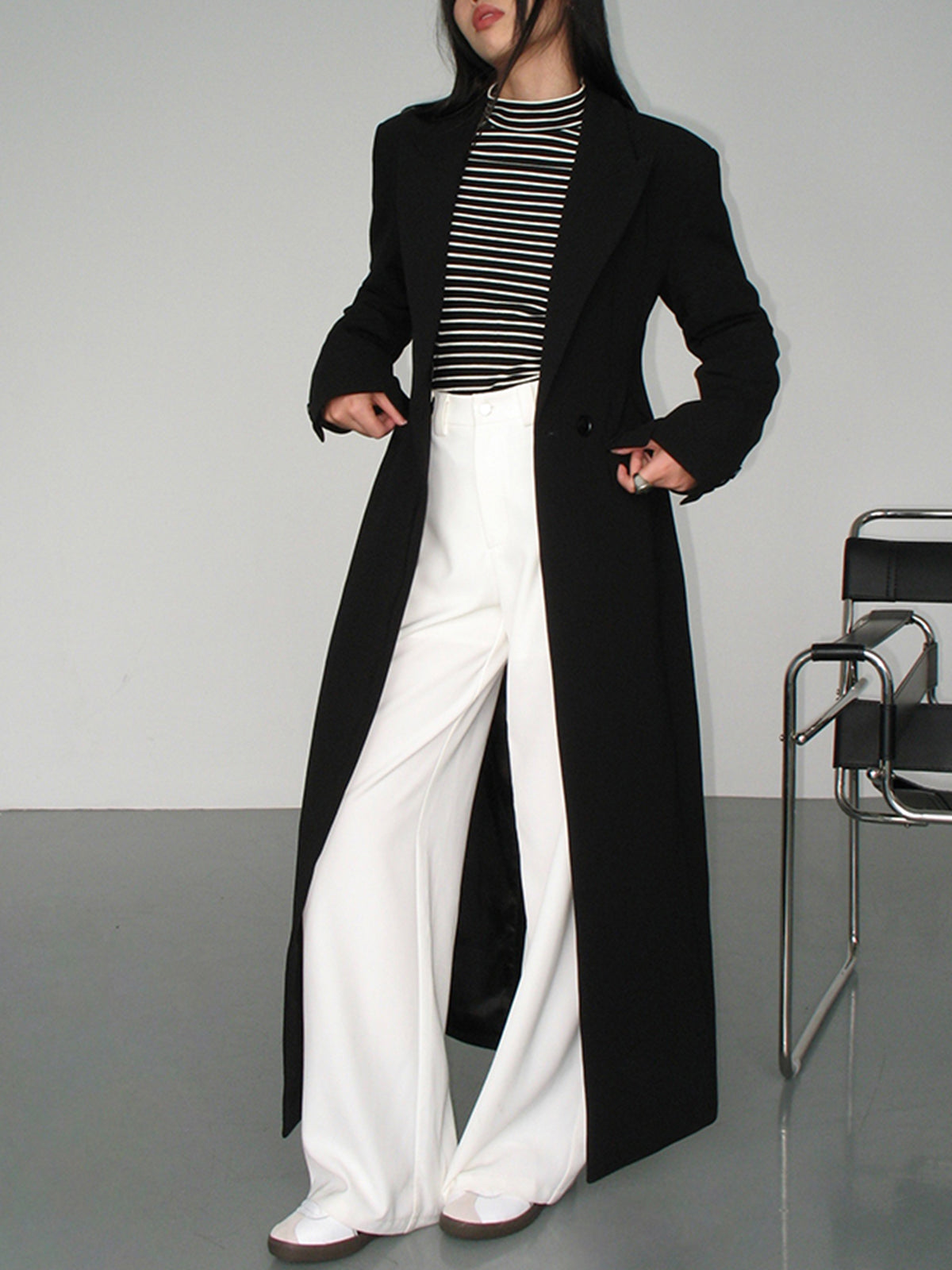 R&B | schwarze Trenchcoat - elegante Damenoberbekleidung