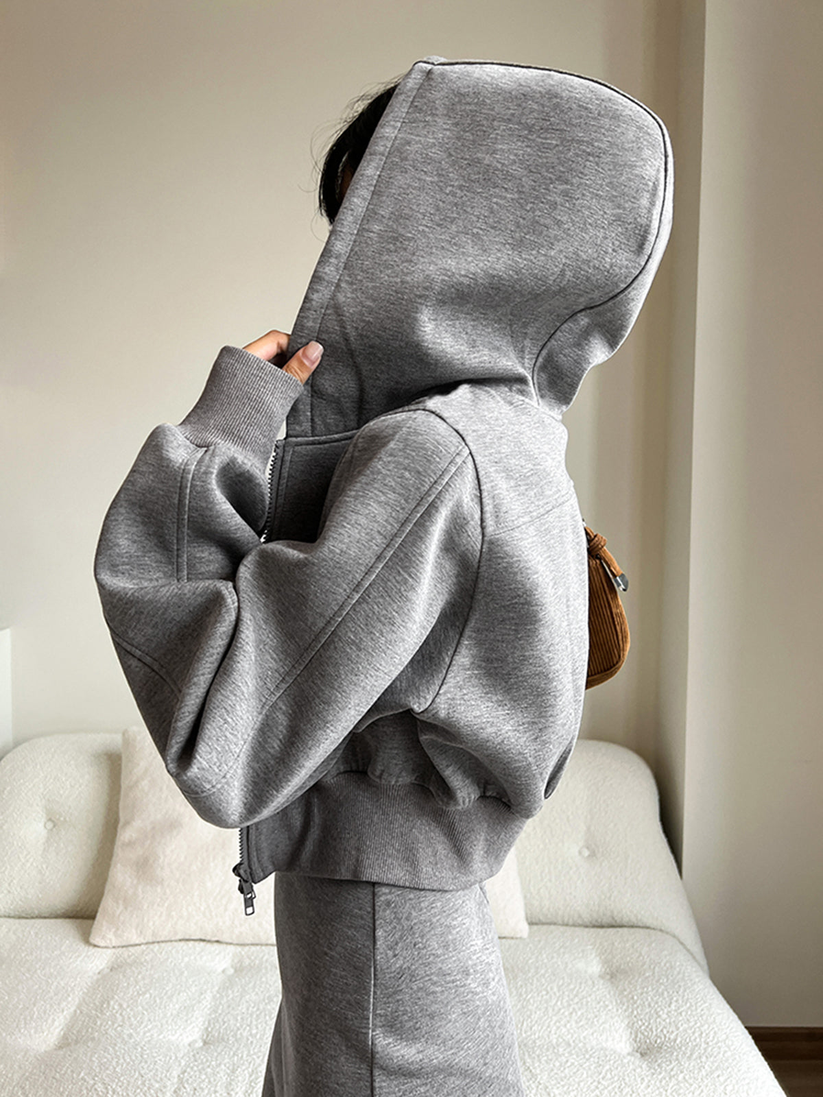 R&B | Langarm Zip Crop Hoodie