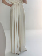 R&B | Elegante Plissierte High Waist Hose mit Weitem Bein