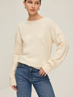 R&B | Strickpullover mit Kabelstrickärmeln Lockere Passform und Moderne Details Bequem und Zeitlos