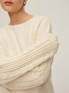 R&B | Strickpullover mit Kabelstrickärmeln Lockere Passform und Moderne Details Bequem und Zeitlos